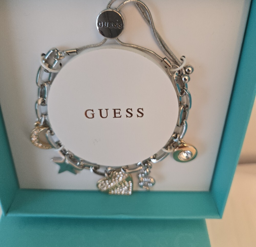 ✨ GUESS Silver Charm Bracelet – Adjustable - Picture 9 of 10